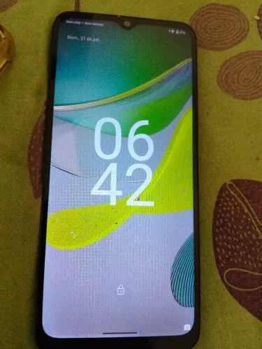 Moto e13