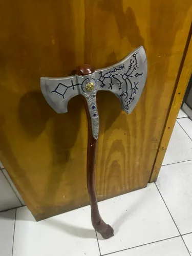 Machado God Of War 4