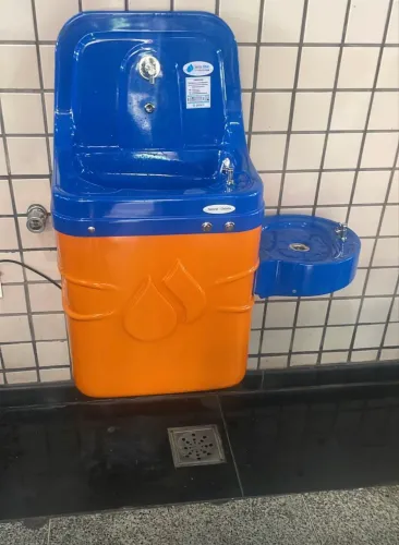 Bebedouro automático 