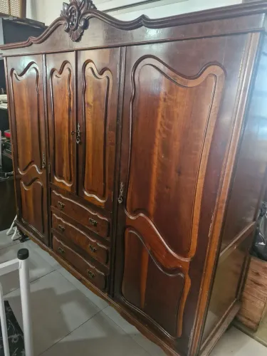 Lindo armário antigo louis xv