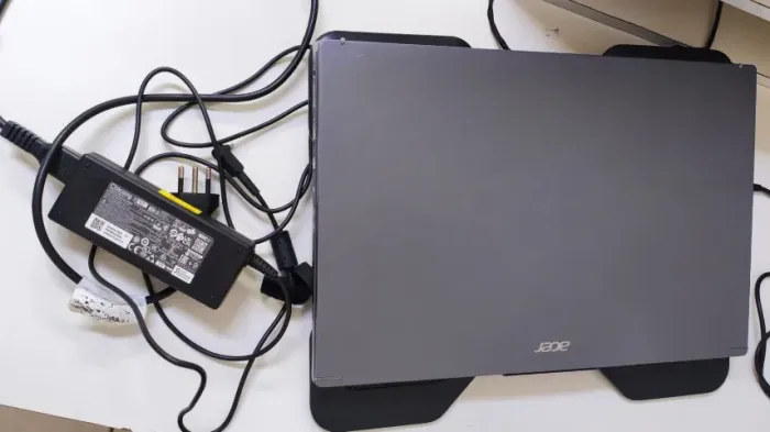 Vendo Notebook Acer i7 13º Ger, Full HD