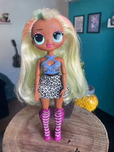 Boneca Lol Surprise Omg Serie 1! Lady Diva! - Usada