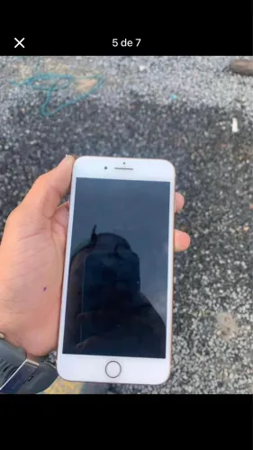 iPhone 8 Plus gold