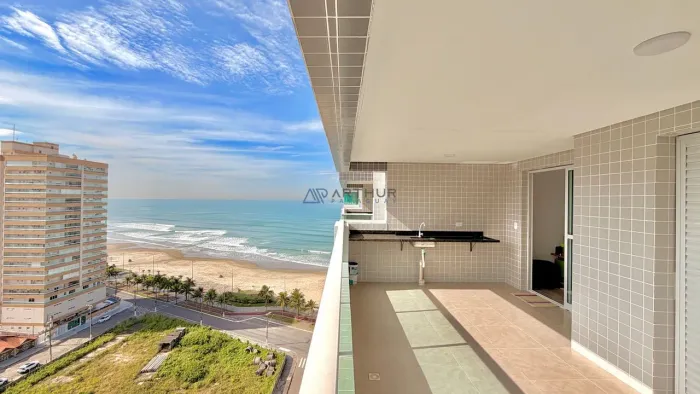 Apartamento à venda em Praia Grande com 2 suítes, 1 vaga e vista para o mar
