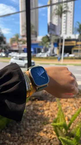 APPLE WATCH ULTRA 1 SEMINOVO COR NATURAL 