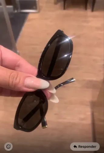 Óculos MIU MIU nunca usado. ORIGINAL!