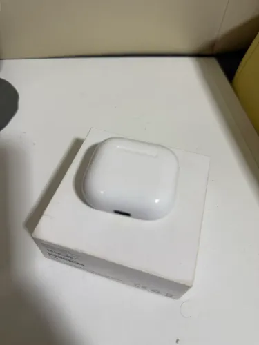 Air pods 4