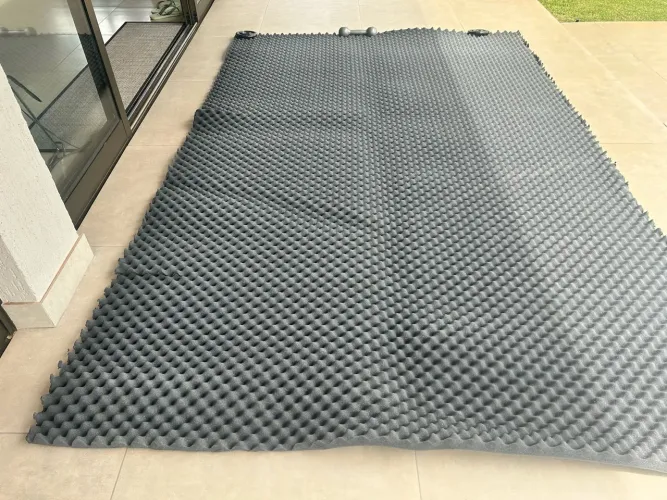 Espuma acústica 1.90m x 3.05 m x 2.5 espessura