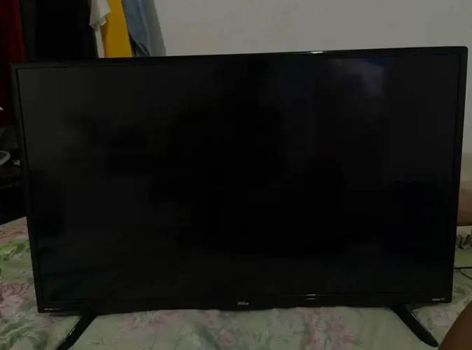 TV para concerto ou retirada de peças