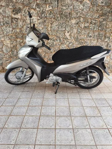 HONDA BIZ 110i 2024 - 2.500 KM - PARTICULAR - QUASE 0KM