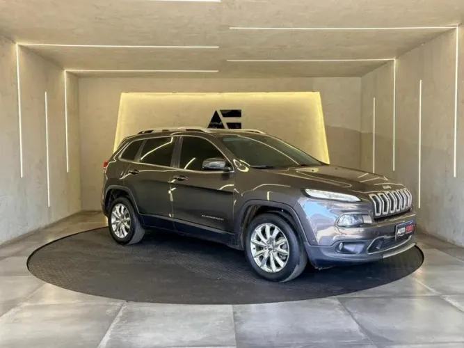 Jeep Cherokee Limited 3.2 4X4 V6 Aut. 2014