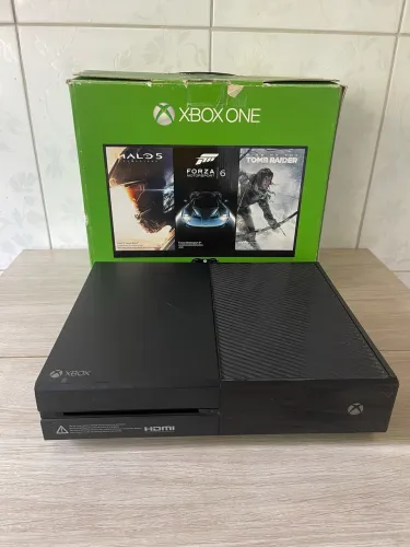 Console XboxOne / Jogos mídia digital / não acompanha controle