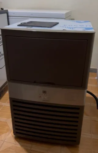 Máquina de gelo Impomac TH 80 Super nova! 