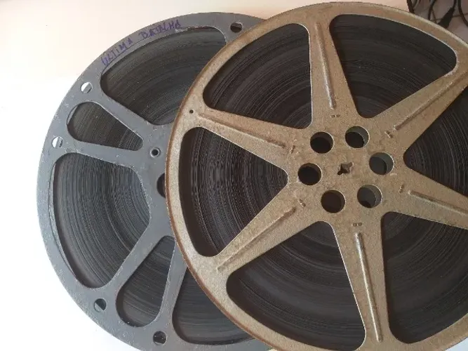 Carretel de 16mm