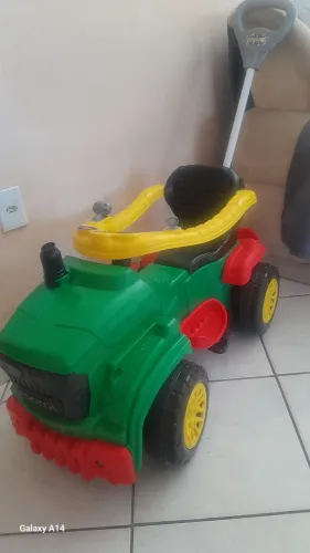 Carrinho de passeio trator pacelo 2 x