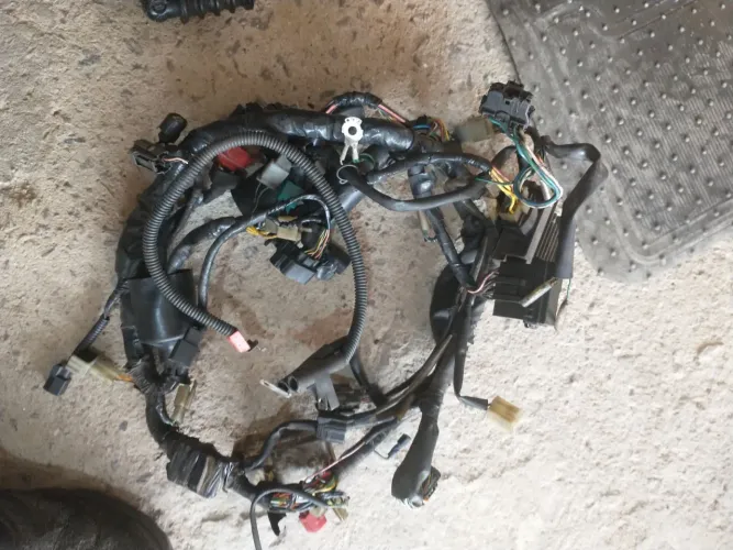 Cb300R peças