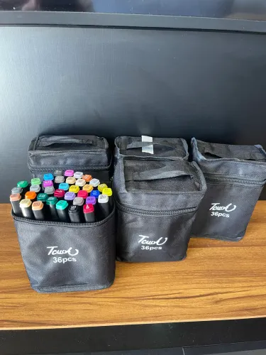 Kit Canetas Marcadores Artísticos (36 Cores) - Novas e com Estojo!