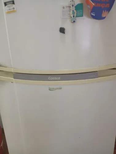 Geladeira usada em bom estado 