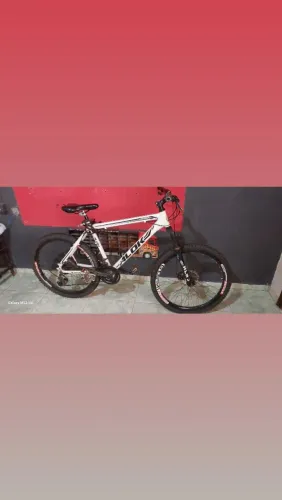 Bicicleta aro 26 freio a disco aro aero