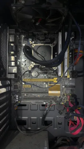 Placa mãe ASUS B85M-E