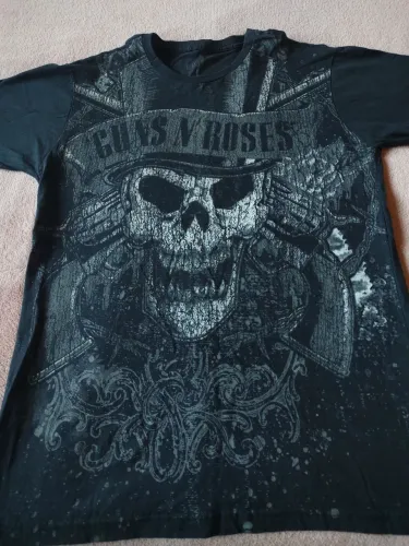 Blusa Guns N Roses.