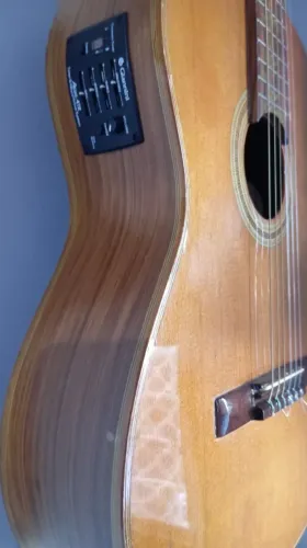Violão clássico Giannini eletroacústico