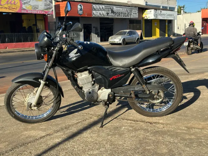 Moto cg 10.000,00