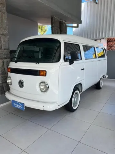 Volkswagen Kombi Lotação 1.6 MPI (álcool) 2005