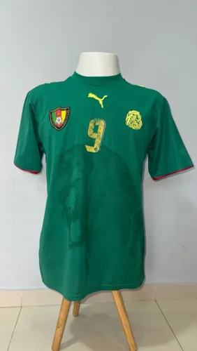 Título: Camisa Camarões 2006/08 Puma Eto?o #9 Vintage