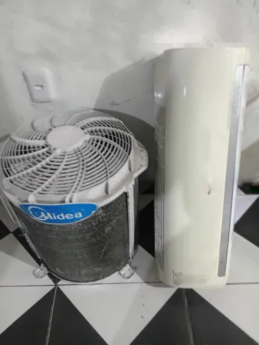 Vendo uma central  de  ar  12mil btus 