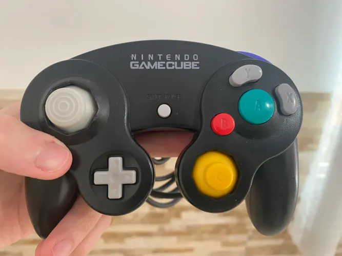 Controle de Gamecube original + adaptador 8bitdo