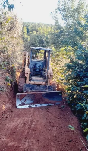 Mini Carregadeira Case 410 caçamba 