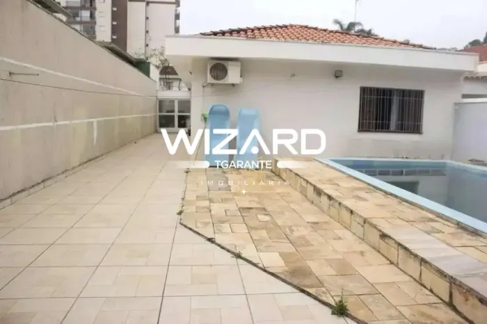 Casa comercial Terrea no melhos localização