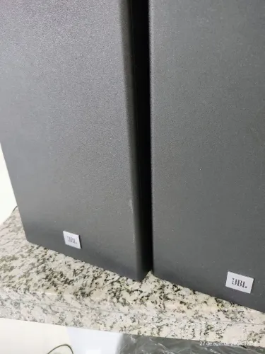 Caixas JBL