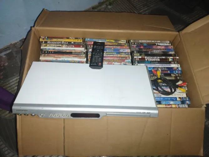 DVD + 600 filmes