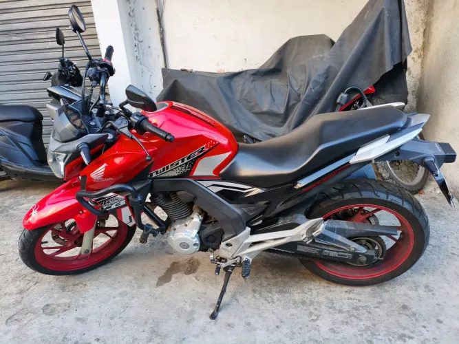 Twister 250