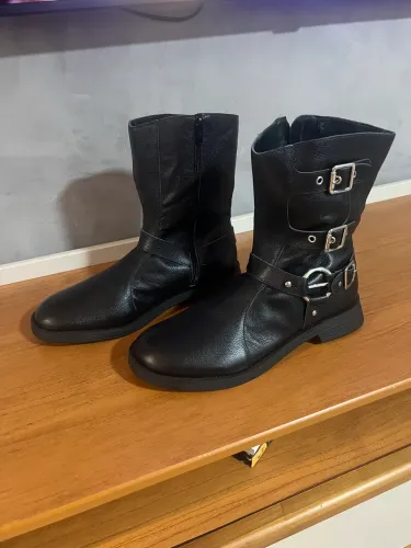 Botas de couro