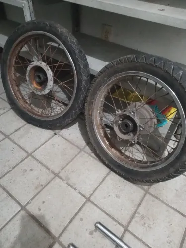Par de rodas de bross... vendo ou troco por algo do meu interesse