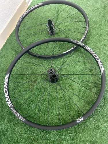 Rodas carbono aro 29 kore (Novas)