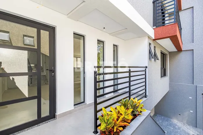 Sobrado com 2 suítes à venda, 254 m² por R$ 1.570.000 - Ahú - Curitiba/PR