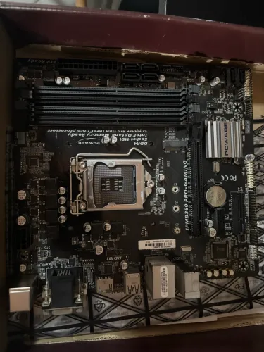 Placa mãe para processador ontem 9 geração (defeito)