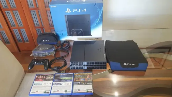PLAYSTATION 4 FAT - 500GB