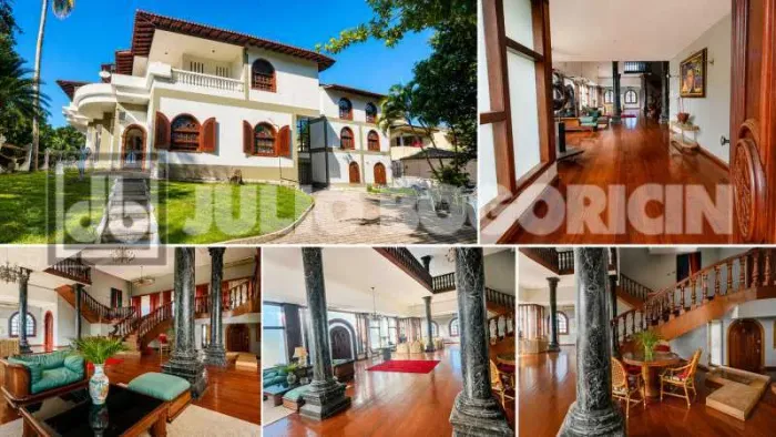 Casa em Condomínio : Triplex / Residencial / Barra da Tijuca