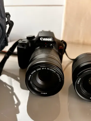 Câmera Cânon Rebel T100