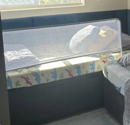 Cerca proteção de cama 1,20
