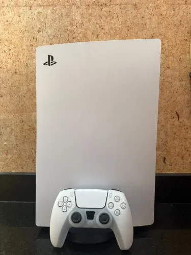 PS4 SLIM 1TB + CAIXA