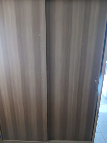 Vendo guarda roupa usado ou doação 