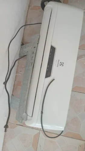 Vendo Ar Condicionado 9 BTUS