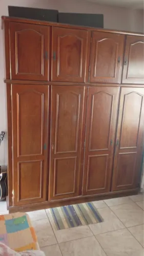 Guarda roupa madeira maciça sucupira