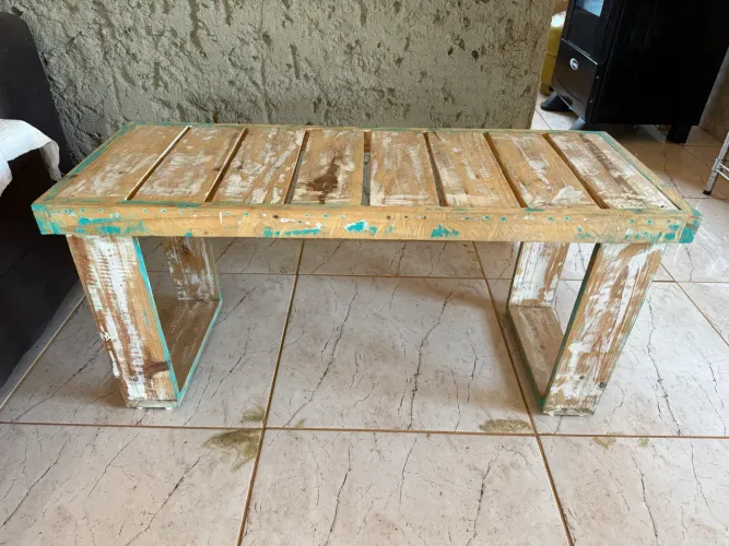 Banco MDF pintado